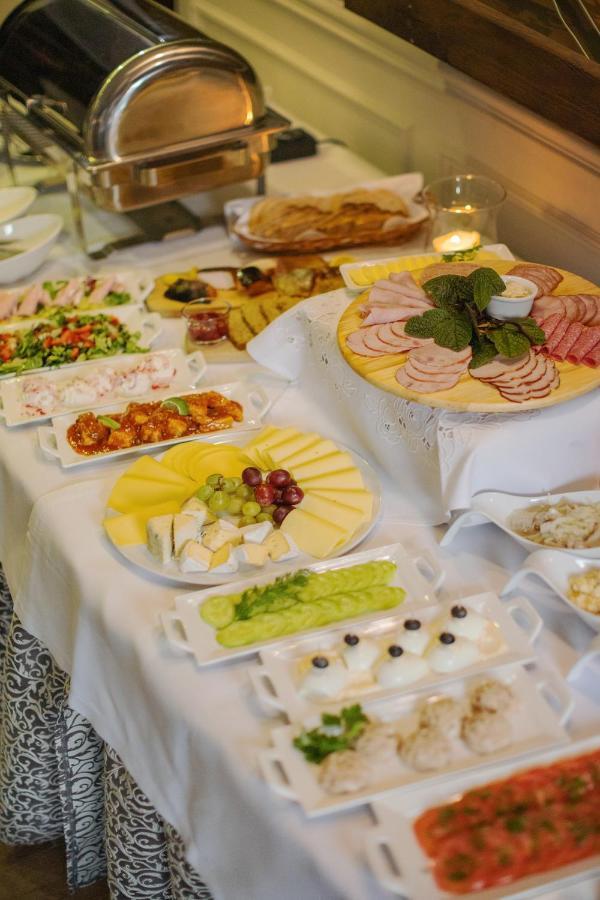 Pod Wzgorzem Bed & Breakfast ฟรอมบอร์ก ภายนอก รูปภาพ