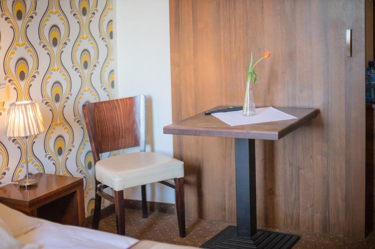 Pod Wzgorzem Bed & Breakfast ฟรอมบอร์ก ภายนอก รูปภาพ