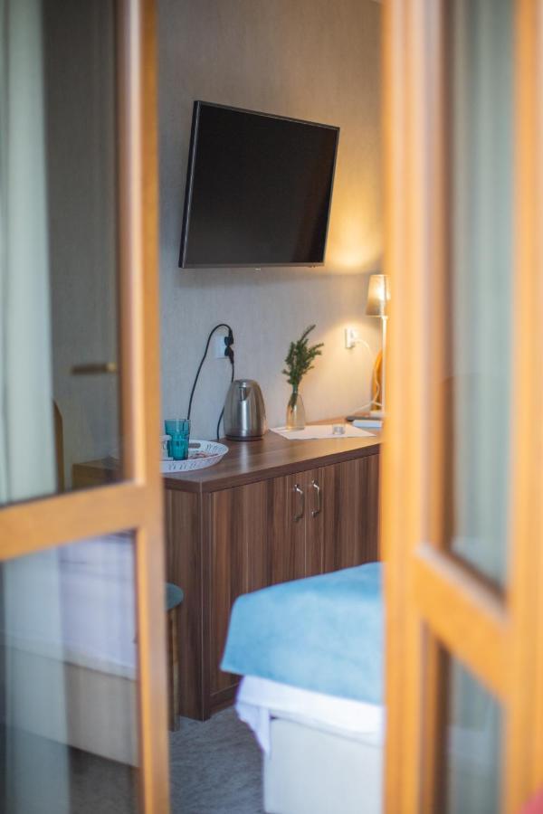 Pod Wzgorzem Bed & Breakfast ฟรอมบอร์ก ภายนอก รูปภาพ